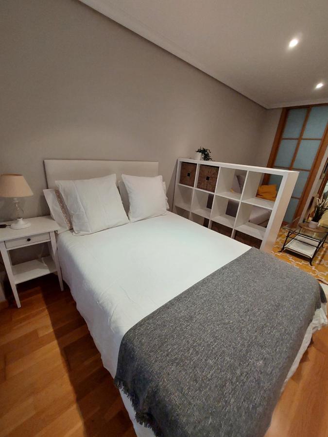 Estudio Centrico Con Garaje Y Vistas Al Mar. Vigo Kültér fotó