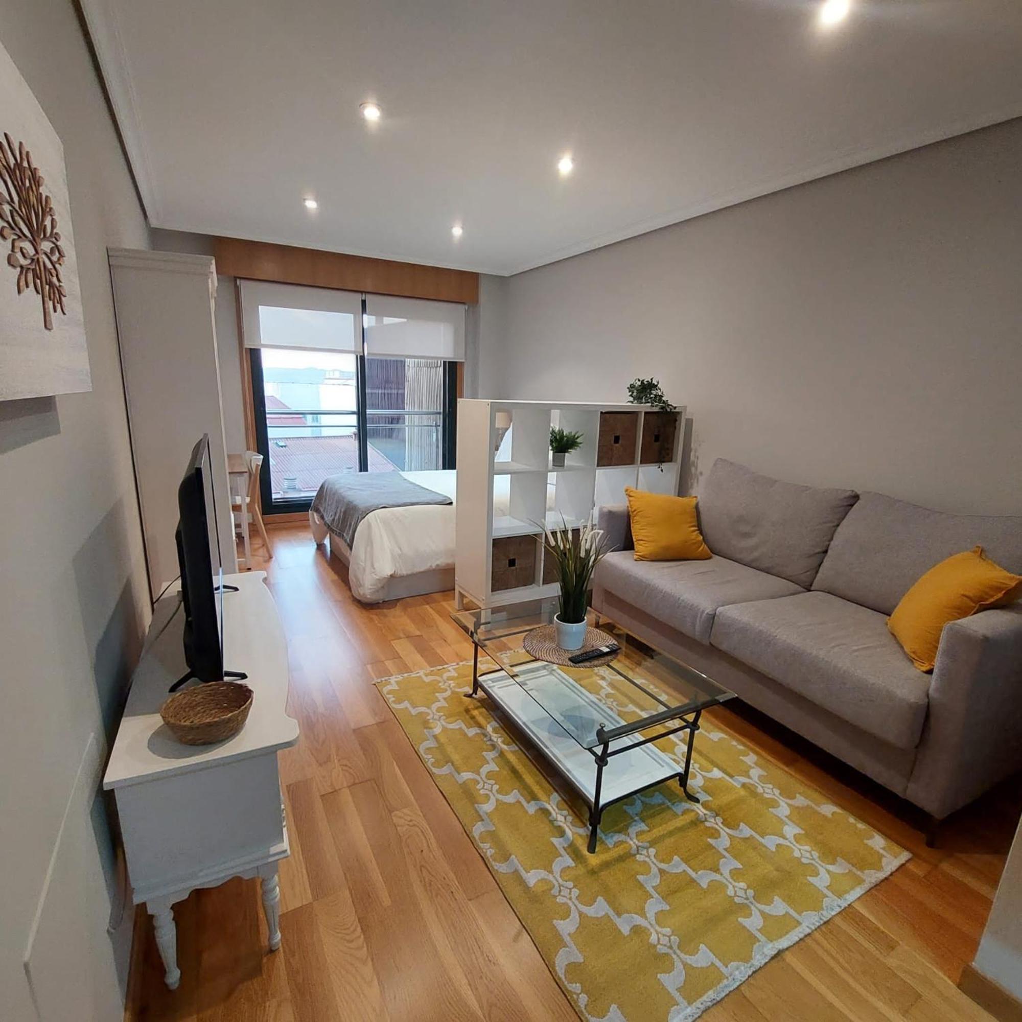 Estudio Centrico Con Garaje Y Vistas Al Mar. Vigo Kültér fotó