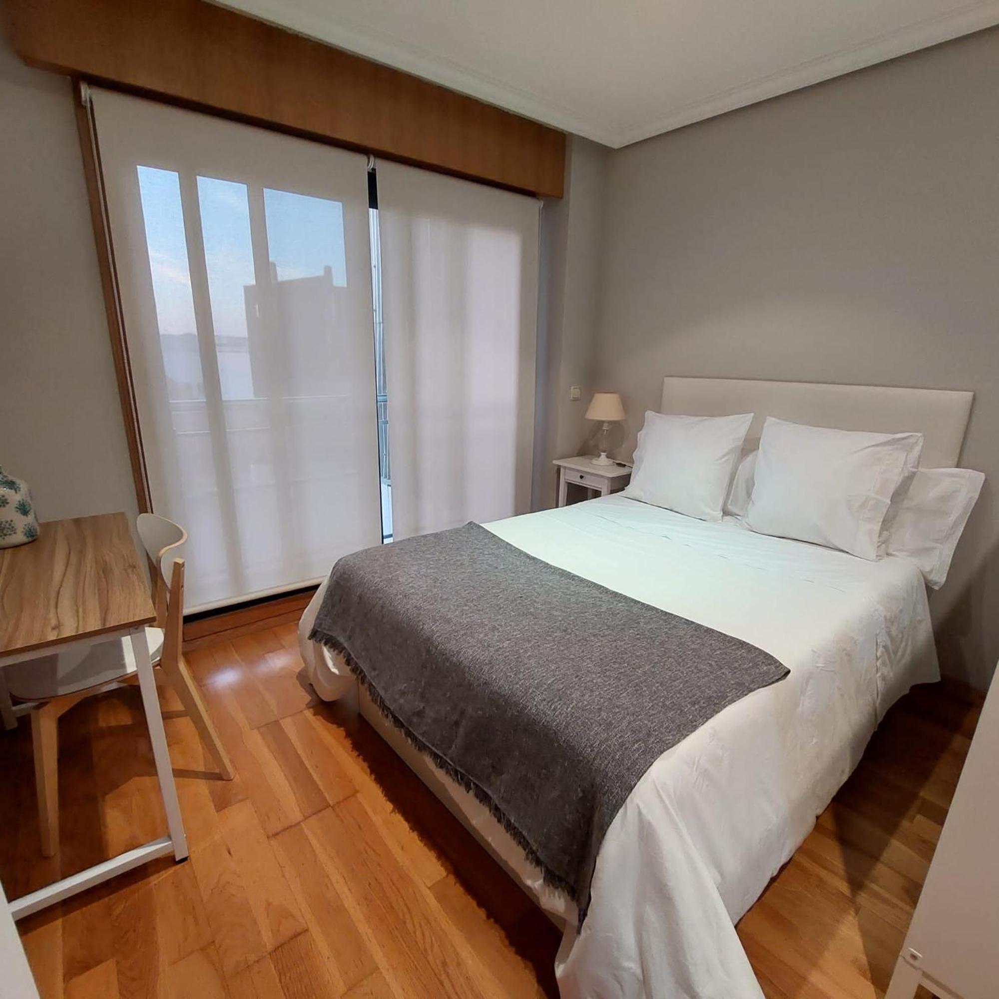 Estudio Centrico Con Garaje Y Vistas Al Mar. Vigo Kültér fotó