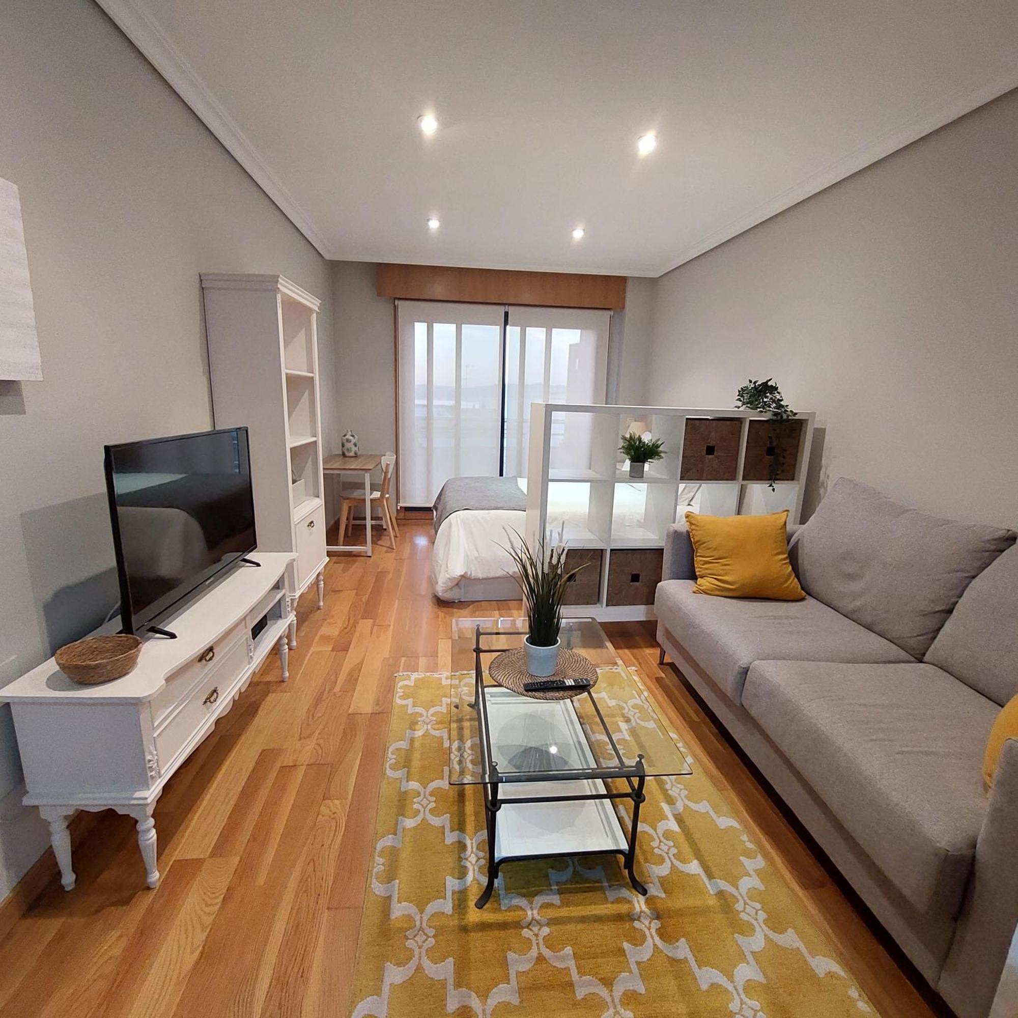 Estudio Centrico Con Garaje Y Vistas Al Mar. Vigo Kültér fotó